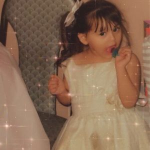 Meet your Posher, Ariana